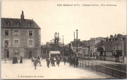 35 REDON - Passage A Niveau, Place Saint Sauveur  - Redon