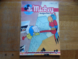 JOURNAL MICKEY BELGE  N° 70  Du 08/02/1952  COVER DONALD + ALICE AU PAYS DES MERVEILLES - Journal De Mickey