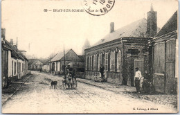 80 BRAY SYR SOMME - La Rue De Cappy (attelage De Chien) - Bray Sur Somme