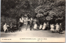 77 LA FERTE GAUCHER - Le Jardin De La Mairie. - La Ferte Gaucher