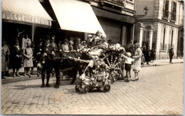 37 TOURS - CARTE PHOTO - Cavalcade 1929, Char Et Petite Auto  - Tours