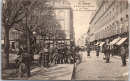 29 BREST - La Rue De La Mairie Et Place De La Tour D'auvergne - Brest