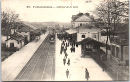 77 FONTAINEBLEAU - Vue Plongeante, Interieur De La Gare  - Fontainebleau