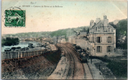 92 SEVRES - Passage Du Train Et Les Coteaux  - Sevres