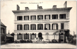27 BERNAY - Vue D'ensemble De La Gendarmerie. - Bernay