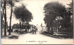 80 MOREUIL - La Rue De Crequi  - Moreuil