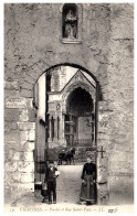 28 CHARTRES - Porche De La Rue Saint Yves. - Chartres