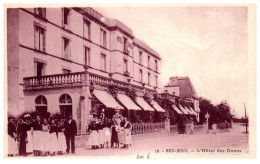 29 FOUESNANT - BEG MEIL - L'hotel Des Dunes Donnant Sur La Mer  - Fouesnant