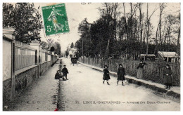 94 LIMEIL BREVANNES - Avenue Des Deux Clochers. - Limeil Brevannes