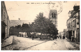 41 MER - La Place De L'eglise. - Mer