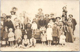 80 LE CROTOY - CARTE PHOTO - Vacanciers Sur La Plage Juillet 1914 - Le Crotoy