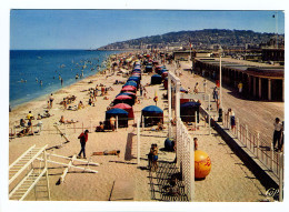 DEAUVILLE - TROUVILLE - Vue D'ensemble De La Plage - Deauville