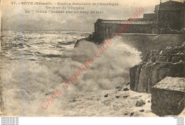 34.  SETE .  Un Jour De Tempête . Le Stand Inondé Par Un Coup De Mer .  - Sete (Cette)