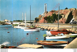 11.   NARBONNE PLAGE .  SAINT-PIERRE PLAGE .  Le Port . - Narbonne