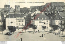 90.  BELFORT .  Place De La République . - Belfort - Ville