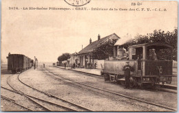 70 GRAY - Interieur De La Gare (beau Plan Locomotive)  - Gray