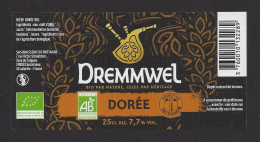 Etiquette De Bière Dorée  -  Dremmwel  -  Brasserie De Bretagne à Coucarneau  (29) - Bière