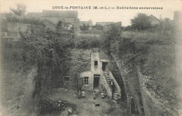 D8837 Doué La Fontaine Habitations Souterraines - Doue La Fontaine