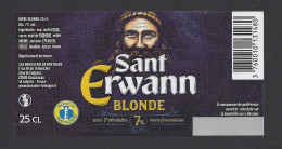 Etiquette De Bière Blonde  -  Sant Erwann  -  Brasserie De Bretagne à Coucarneau  (29) - Bier