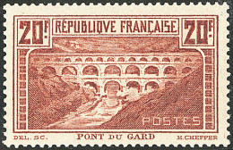 **  Pont Du Gard. Papier Blanc. No 262A. - TB - Altri & Non Classificati