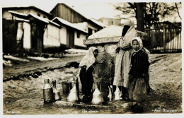 2100  - Bosnie - Herzegovine :-  SARAJEVO  :  Na Cesmi =    A  LA FONTAINE   S.M - Bosnia Y Herzegovina