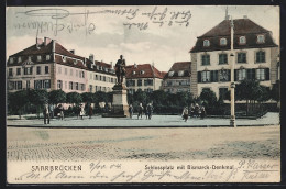 AK Saarbrücken, Schlossplatz Mit Bismarck-Denkmal  - Saarbrücken