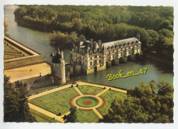 {91970} 37 Indre Et Loire Chenonceaux ,  Vue Aérienne Du Château , Au Premier Plan , Le Jardin De Catherine De Médicis - Chenonceaux