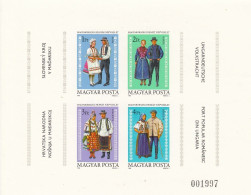 HUNGARY Block 152,unused,unperforated - Costumes