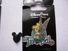 BIG Pin S DISNEY FEE CLOCHETTE TINKERBELL 4,5 X 4 5 Cm NEUF - Disney