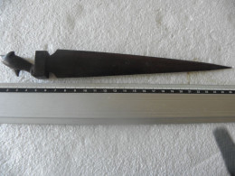 Antique Poignard Couteau Africain En Bois Tete Dauphin - Armas De Colección