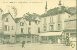 CPA CP Chartres Vieilles Maisons Rue De La Poêle Percée FM Cachet Commission De Gare Le Commissaire Gare De Chartres - Chartres