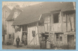 BA0139  CPA  PONT-de-L'ARCHE   (Eure)  Cour Du Cerf  -  Animée  ++++++ - Pont-de-l'Arche