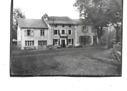 15- SAINT-SIMON- ( Arpajon-sur-Cere)- Une Vue Du " Café-Restaurant .Prop.P.GARDES "sur La PLACE - Sonstige & Ohne Zuordnung