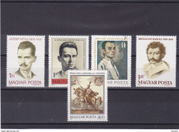 HONGRIE 1980 Yvert 2716, 2725, 2732, 2742, 2744, Michel 3418 + 3427 + 3444 + 3450 + 3460 NEUF** MNH Cote 2 Euros - Unused Stamps
