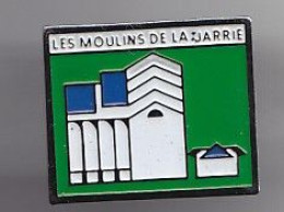 Pin's Les Moulins De La Jarrie En Charente Maritime Dpt 17 Réf 2163 - Cities