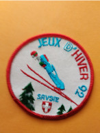 Ecusson Tissu  -    JEUX D'HIVER 92   Savoie  (différent) - Blazoenen (textiel)