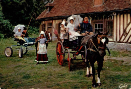 K0605 - La NORMANDIE - LISIEUX - Départ Pour La Fête Au Village - Carte Semi Moderne - Basse-Normandie