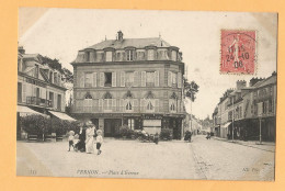 0274  CPA  VERNON  (Eure)  Place D'Evreux - HOTEL D'EVREUX - CAFE DE LA PAIX  +++++++++++++++ - Vernon