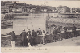 Les Pêcheurs Au Port De Saint Jean De Luz - LL. - Andere & Zonder Classificatie