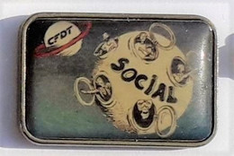 SY588 Pin's Syndicat CFDT SOCIAL Thème Espace Space Satellite Achat Immédiat - Spazio