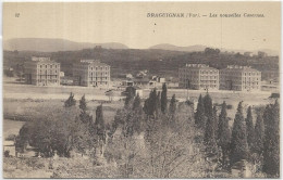 D 83.  DRAGUIGNAN.  LES NOUVELLES CASERNES. CARTE ECRITE - Draguignan