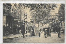 D 83.  DRAGUIGNAN.  PLACE DU MARCHE. CARTE ECRITE  ANIMEE - Draguignan