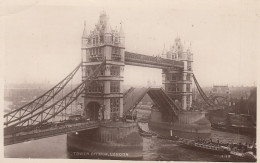 London, Tower Bridge Glum 1910? #E2019 - Autres & Non Classés