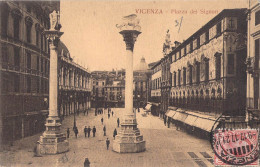 26866 " VICENZA-PIAZZA DEI SIGNORI " ANIMATA-VERA FOTO -CART. POST.  SPED.1917 - Vicenza