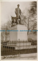 R029637 Abraham Lincoln Statue. Westminster. London. RP. 1930 - Autres & Non Classés