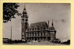 62. CALAIS – L'Hôtel De Ville / CPSM (voir Scan Recto/verso) - Calais