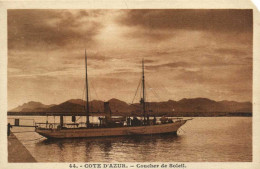 COTE D'AZUR  Coucher De Soleil 1er Plan Bateau RV - Autres & Non Classés