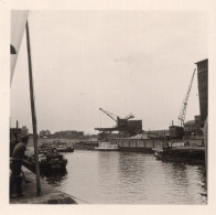 Frachter Im Hafen - Boats