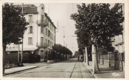 74 - ANNEMASSE _S28617_ Avenue De La Gare - CPSM 14x 9 Cm - Annemasse