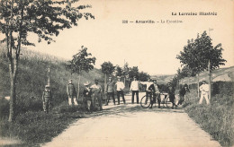 ARNAVILLE - La Frontière, Douane. - Douane